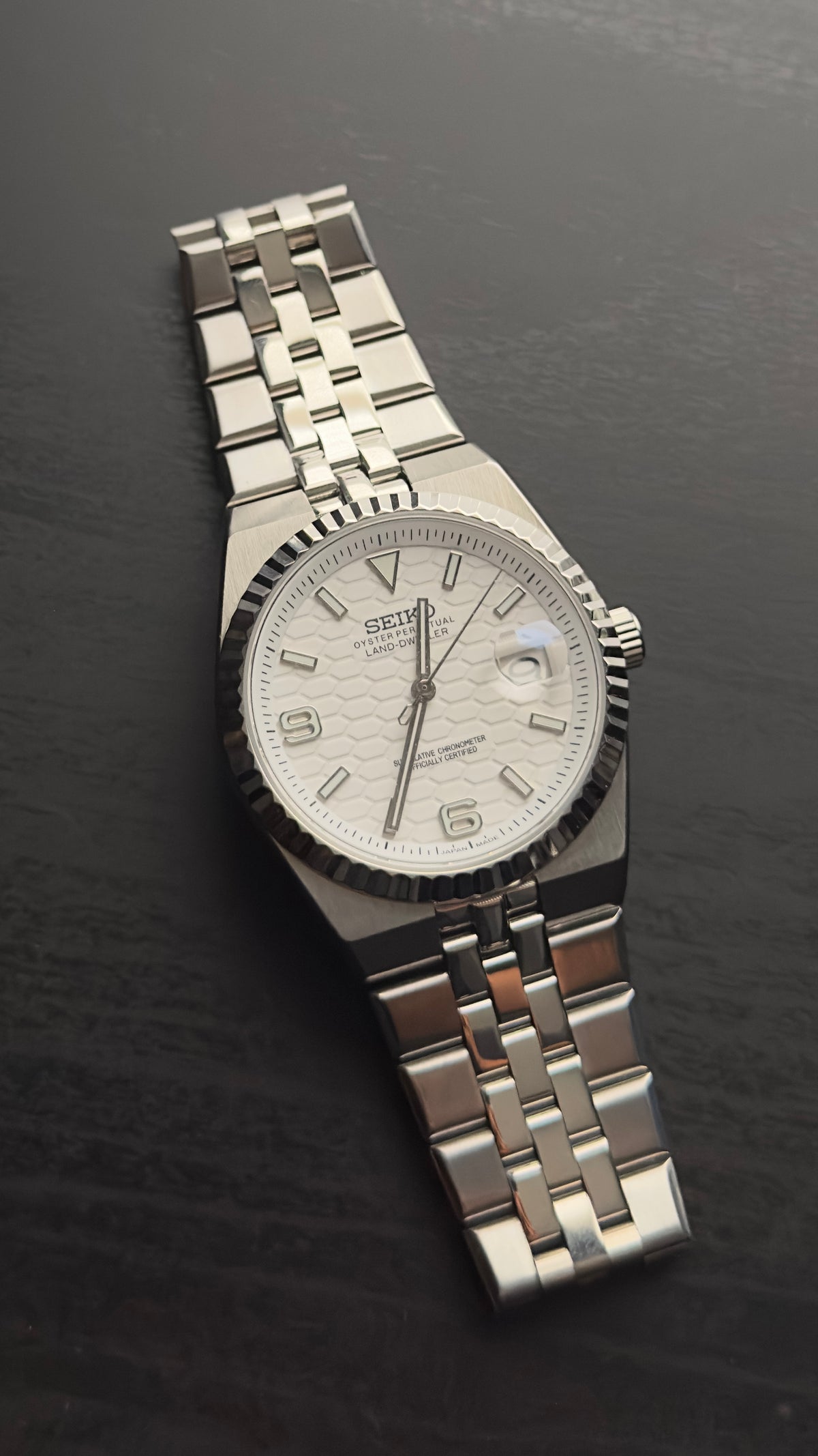 SeikoLand Dweller | White dial