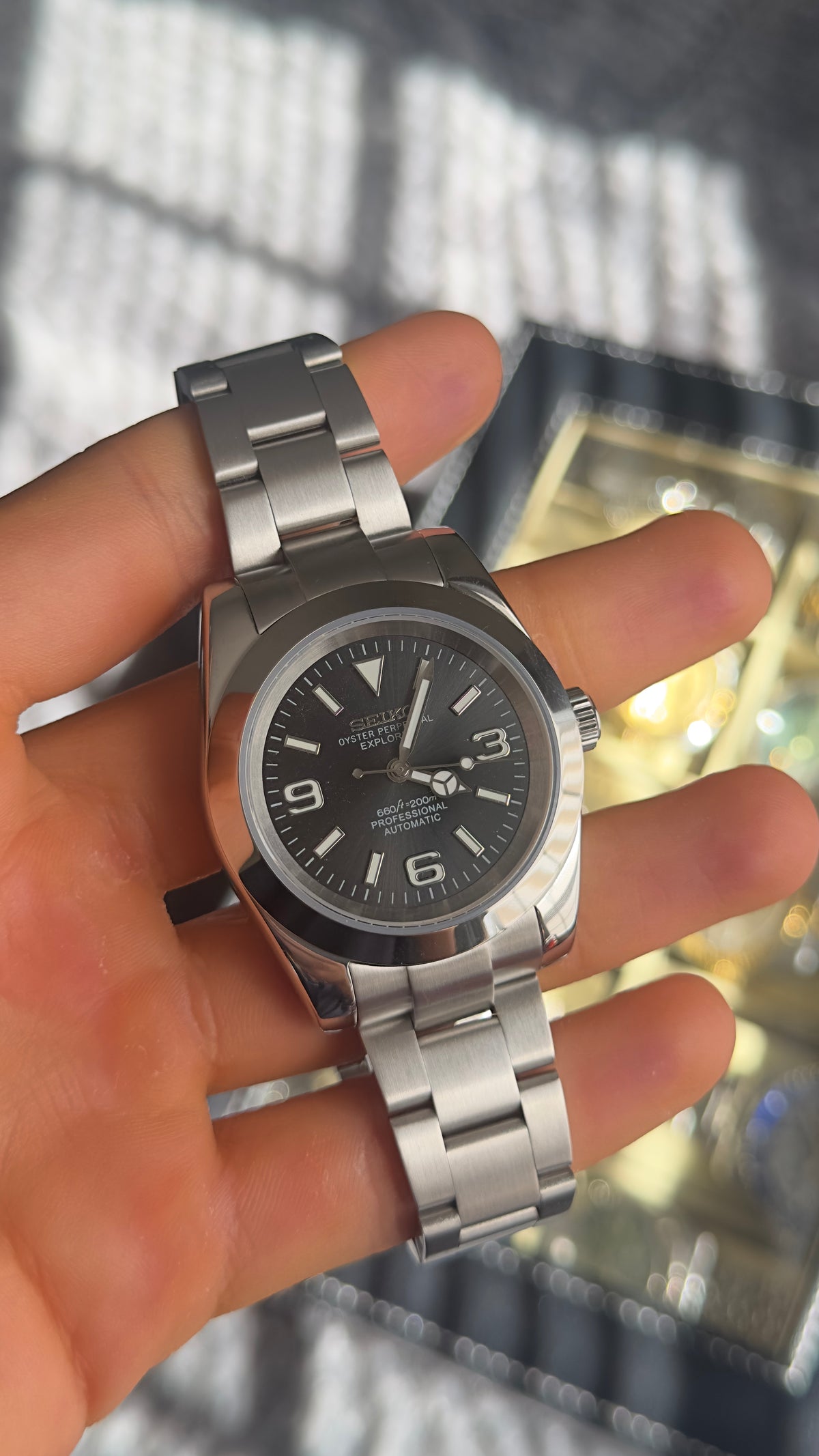 Oysteiko Explorer Black